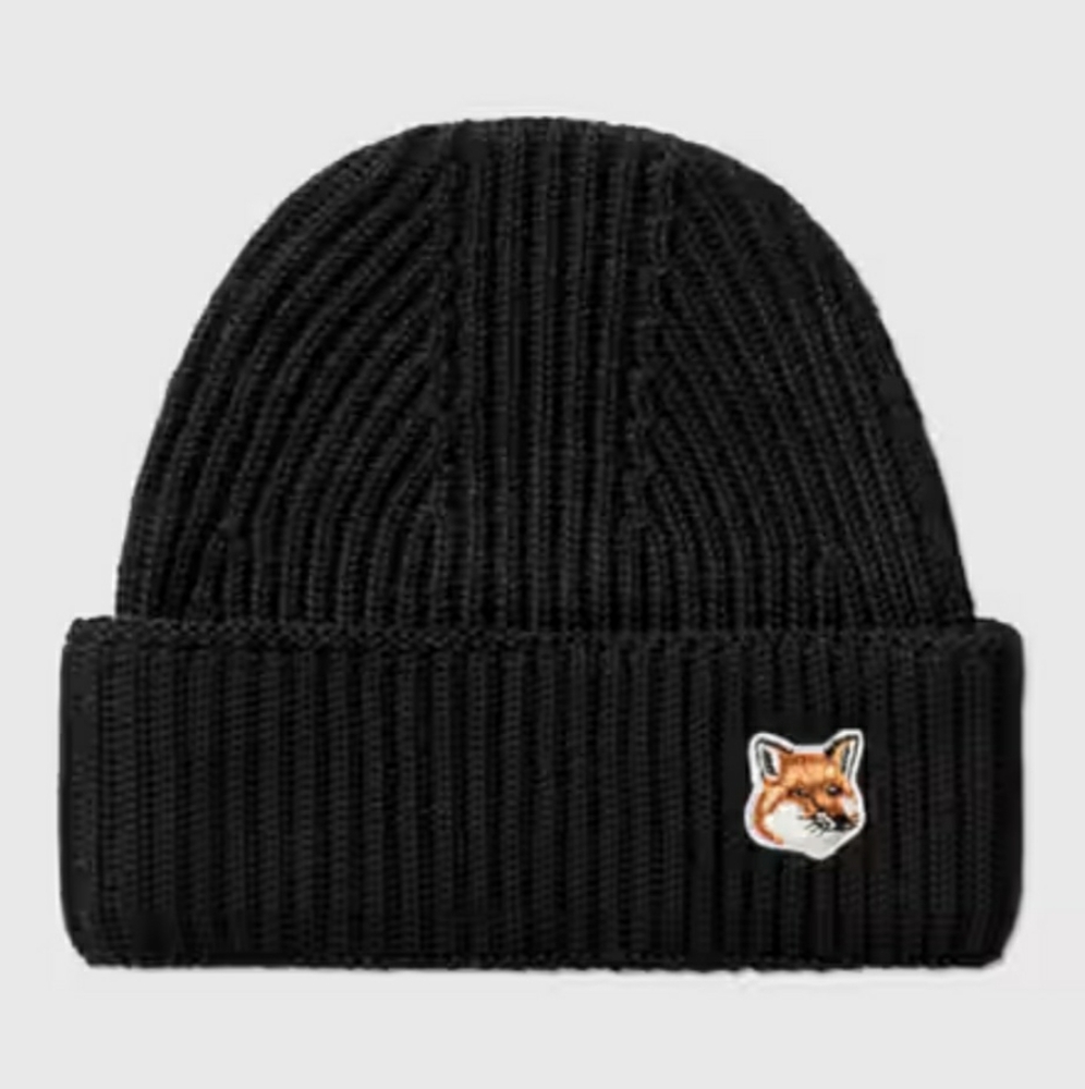 [MAISON KITSUNE] Black Hat/Beanie with Fox Head patch(Unisex)
